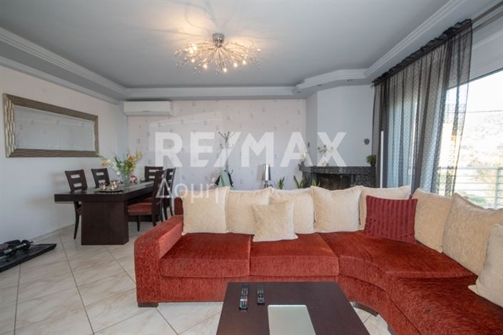 Image No.12-3 Bed Maisonette for sale