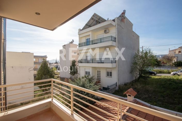 Image No.27-3 Bed Maisonette for sale