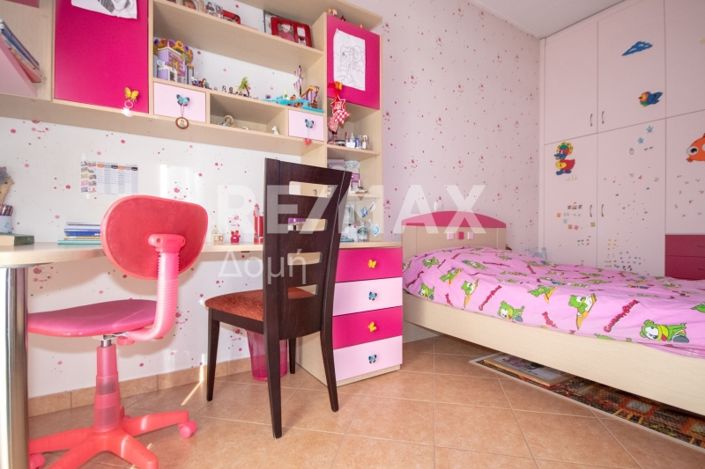 Image No.45-4 Bed Property for sale