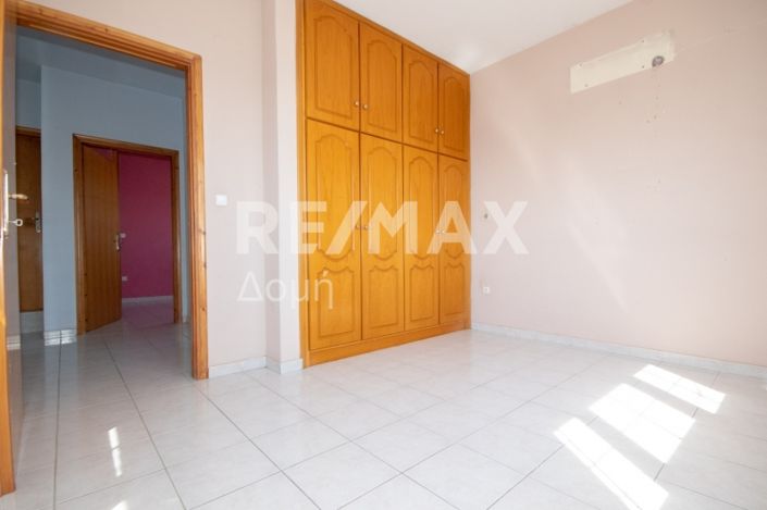 Image No.13-3 Bed Maisonette for sale
