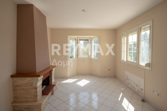 Image No.31-3 Bed Maisonette for sale