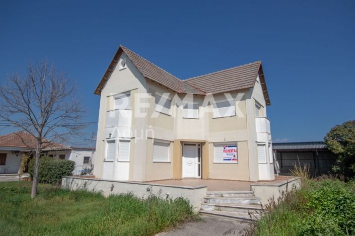 Image No.48-3 Bed Maisonette for sale