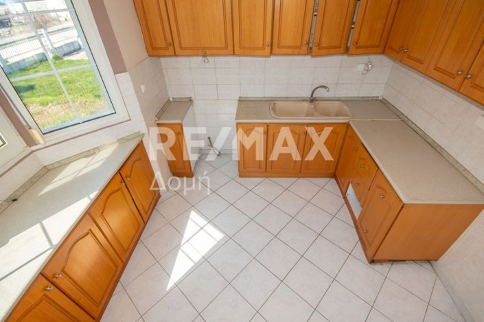 Image No.8-3 Bed Maisonette for sale