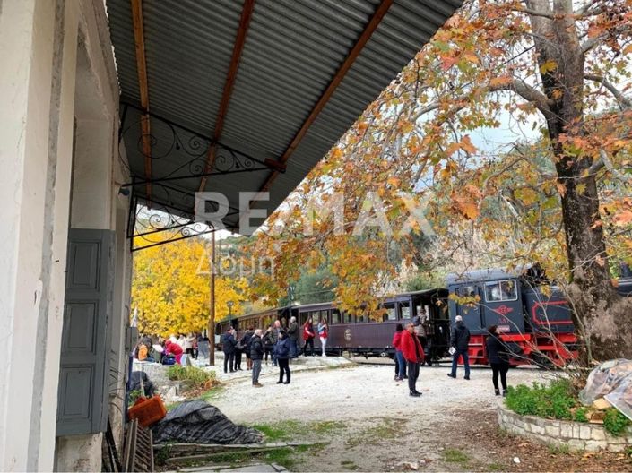 Image No.11-3 Bed Property for sale