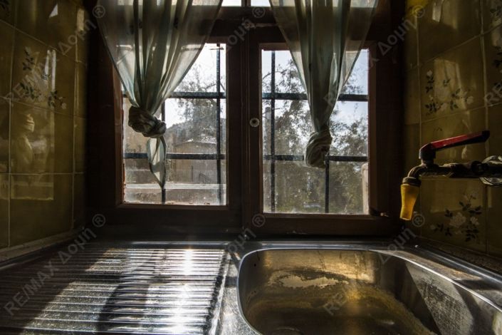 Image No.26-3 Bed Property for sale