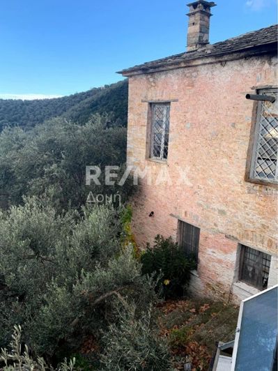 Image No.7-3 Bed Property for sale