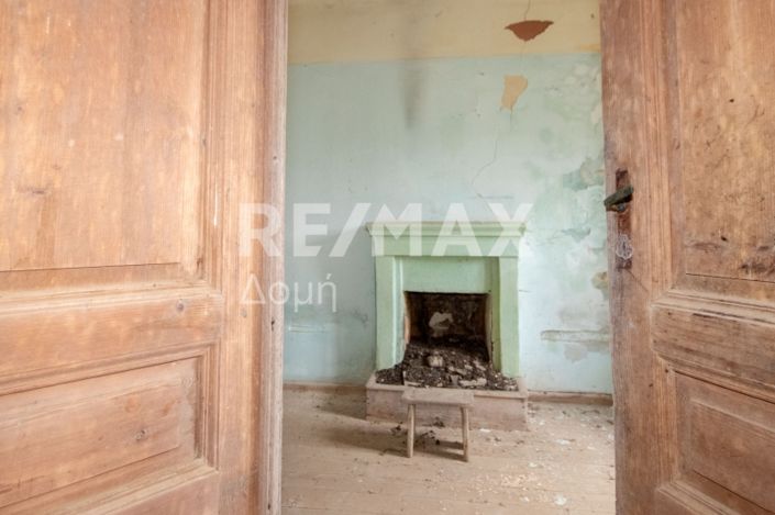 Image No.38-4 Bed Maisonette for sale