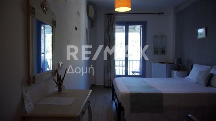 Image No.11-18 Bed Hotel for sale