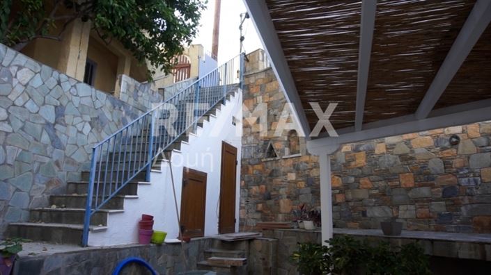 Image No.18-18 Bed Hotel for sale