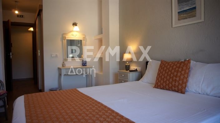 Image No.22-18 Bed Hotel for sale