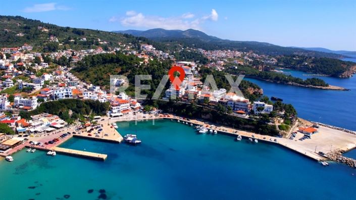 Image No.5-18 Bed Hotel for sale