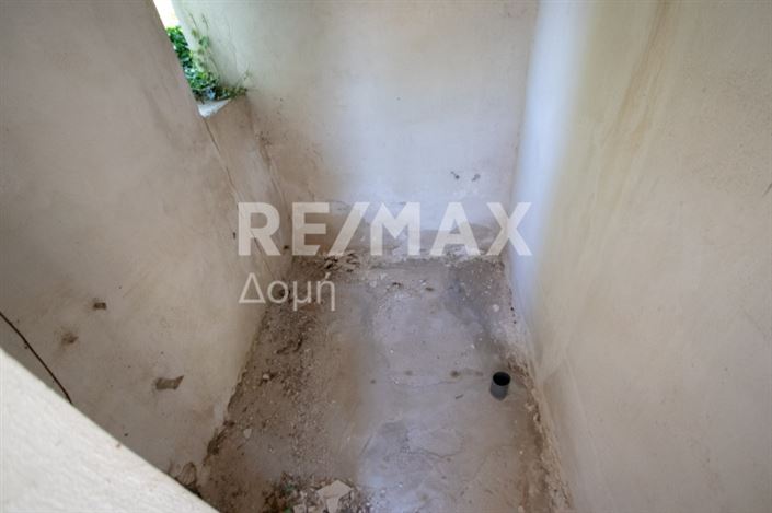 Image No.18-Maisonette for sale