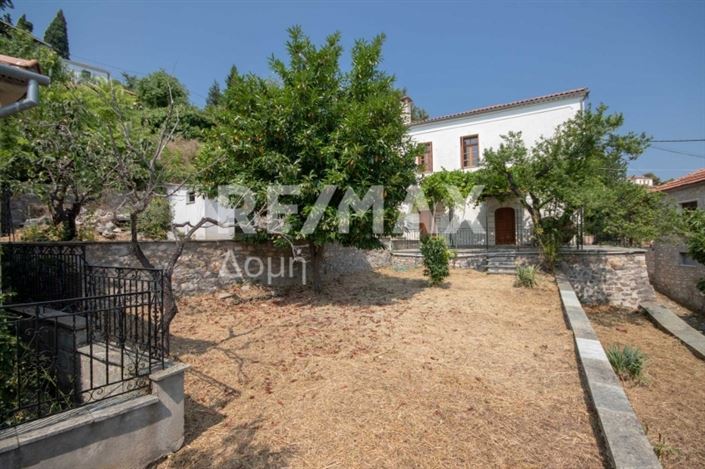 Image No.11-1 Bed Property for sale