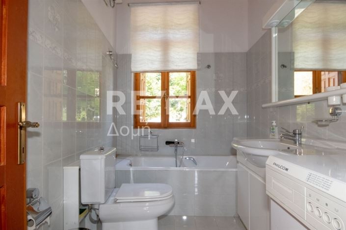 Image No.17-1 Bed Property for sale