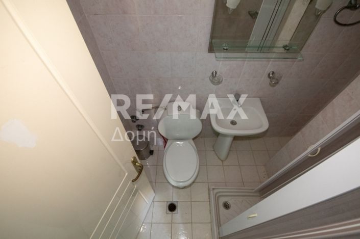 Image No.38-7 Bed Property for sale