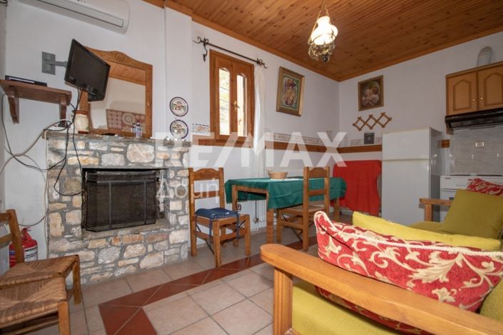 Image No.35-6 Bed Property for sale