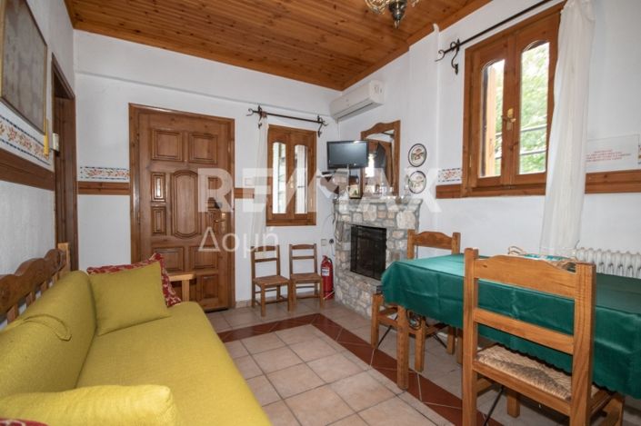 Image No.38-6 Bed Property for sale