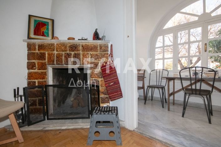 Image No.8-4 Bed Property for sale