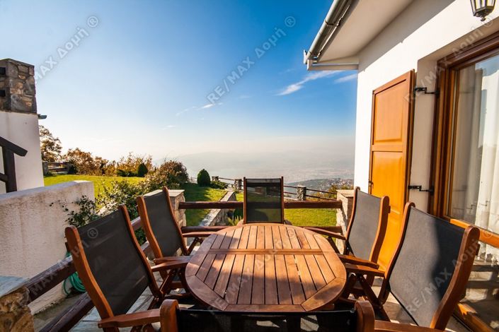 Image No.2-2 Bed Property for sale