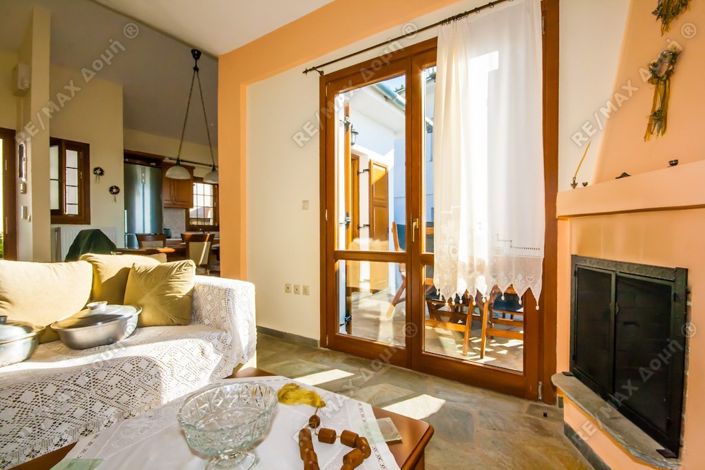 Image No.20-2 Bed Property for sale