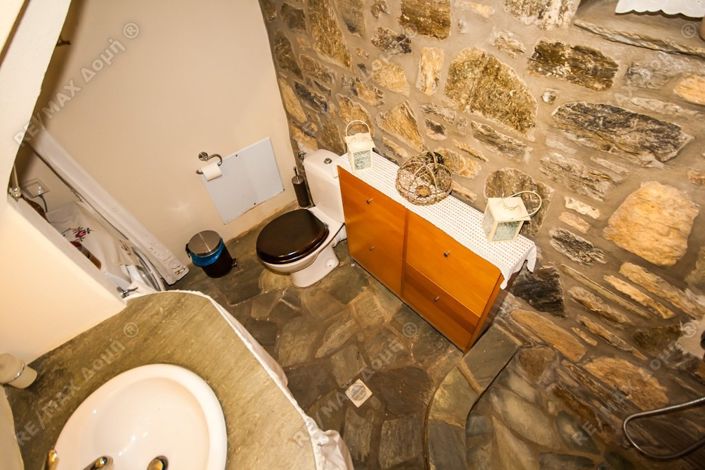 Image No.8-2 Bed Property for sale