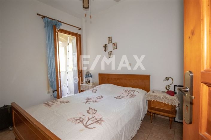 Image No.11-2 Bed Property for sale