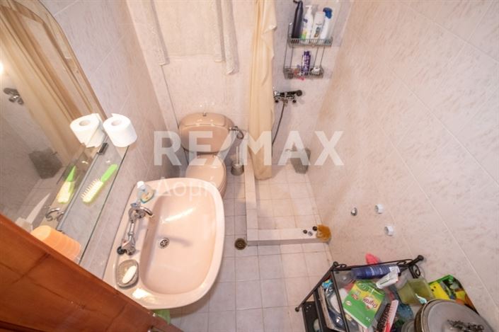 Image No.13-2 Bed Property for sale