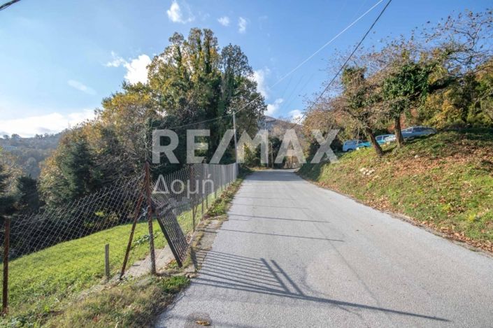 Image No.30-5 Bed Property for sale