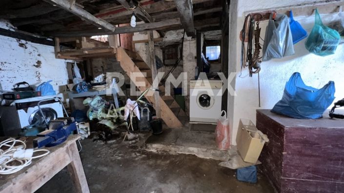 Image No.35-5 Bed Property for sale