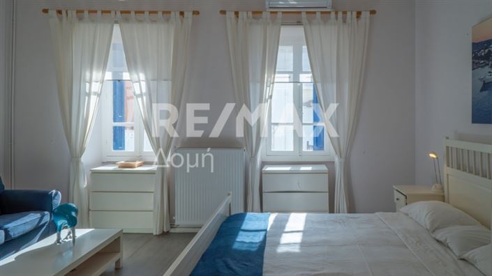 Image No.16-2 Bed Property for sale