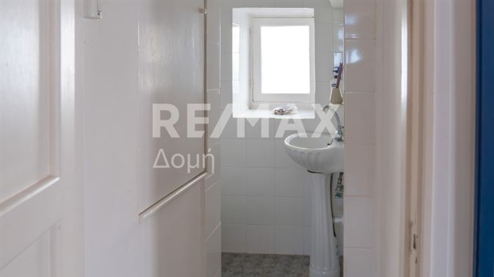 Image No.25-2 Bed Property for sale