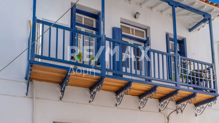 Image No.27-2 Bed Property for sale