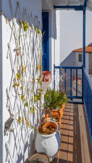 Image No.33-2 Bed Property for sale