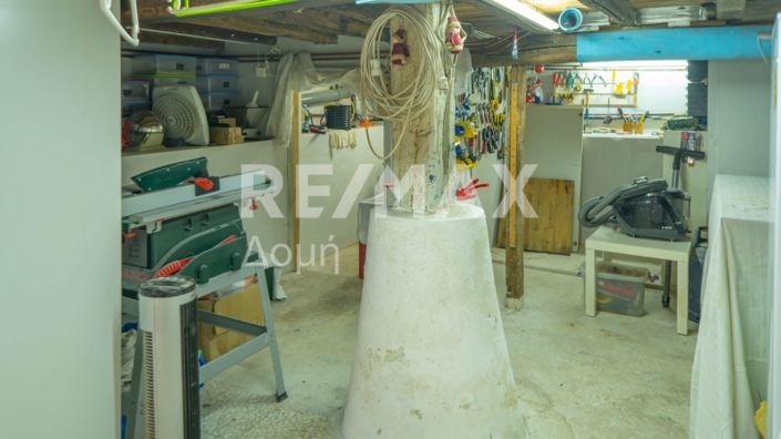 Image No.40-2 Bed Property for sale