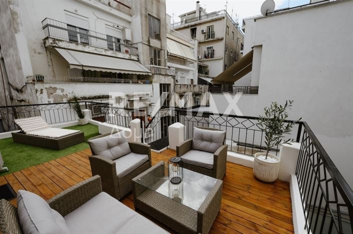 Image No.5-6 Bed Property for sale