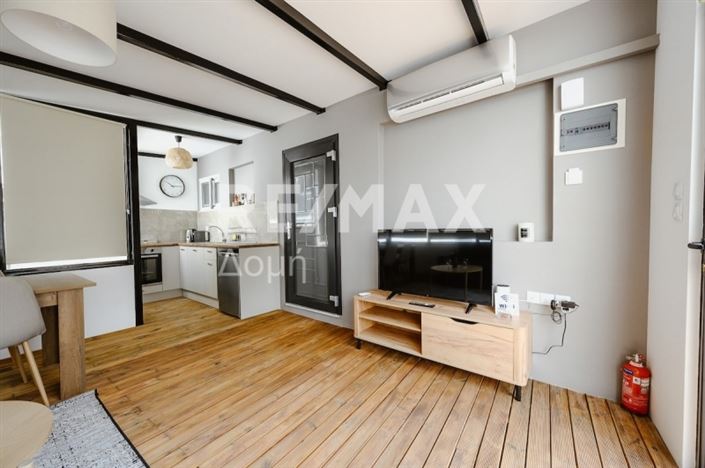 Image No.6-6 Bed Property for sale