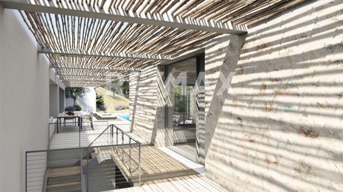 Image No.5-20 Bed Villa for sale