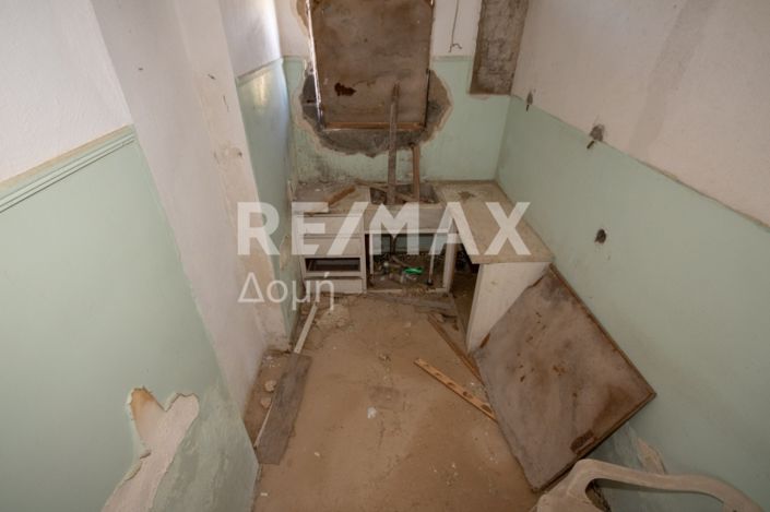 Image No.35-2 Bed House for sale