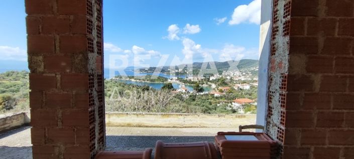 Image No.29-5 Bed Property for sale