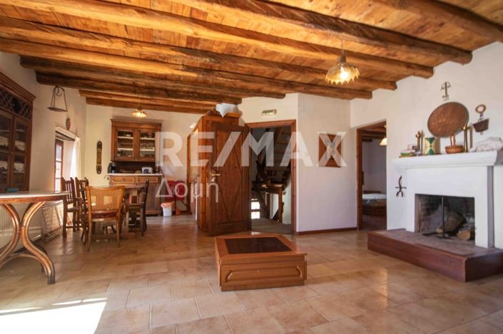 Image No.29-9 Bed Property for sale