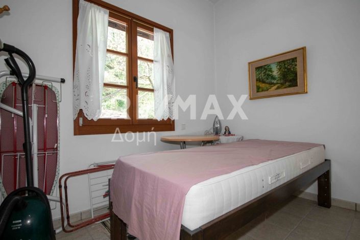 Image No.29-4 Bed Property for sale