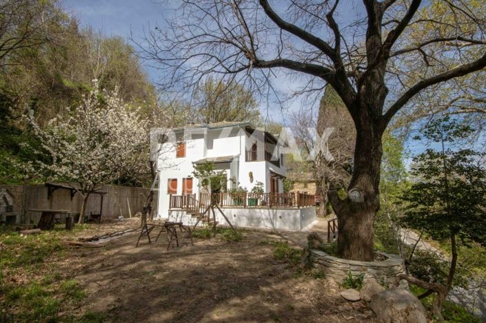 Image No.35-4 Bed Property for sale