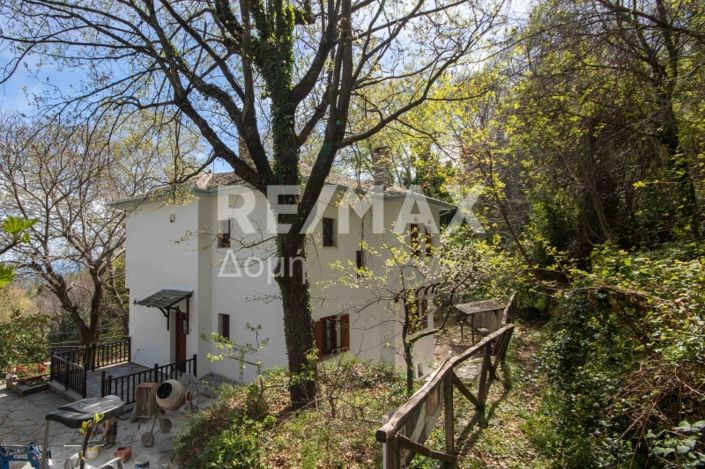 Image No.43-4 Bed Property for sale