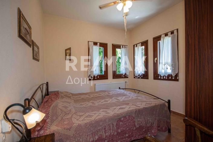 Image No.14-4 Bed Property for sale