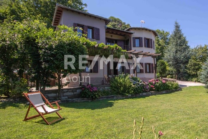 Image No.2-4 Bed Property for sale