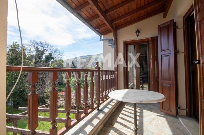 Image No.18-4 Bed Property for sale