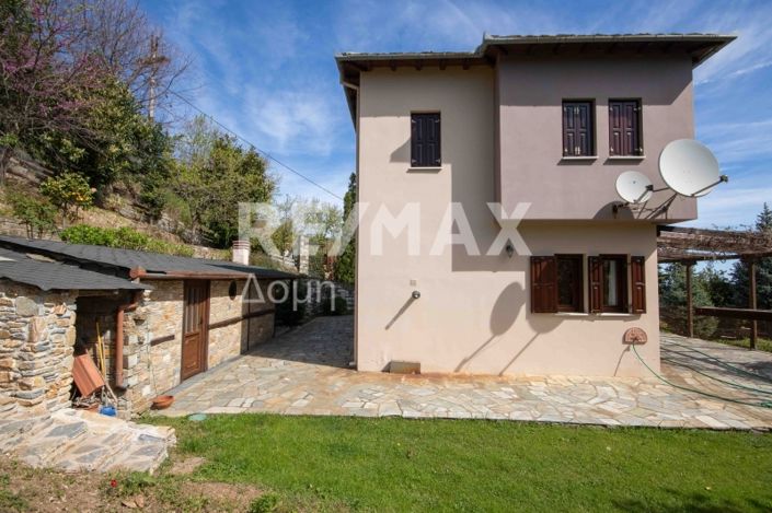 Image No.32-4 Bed Property for sale