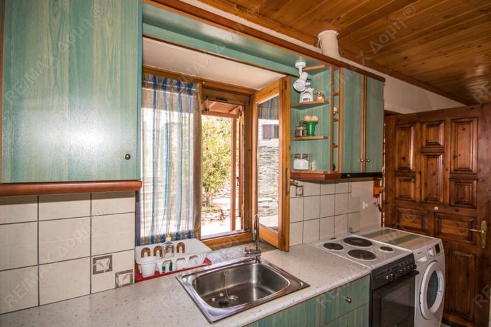 Image No.23-3 Bed Property for sale