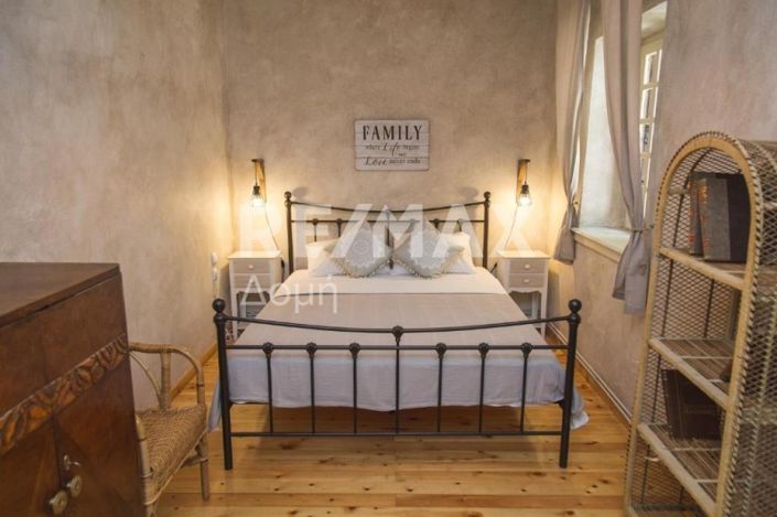 Image No.8-2 Bed House for sale