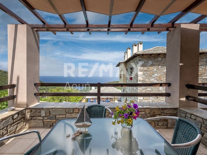 Image No.36-13 Bed Property for sale